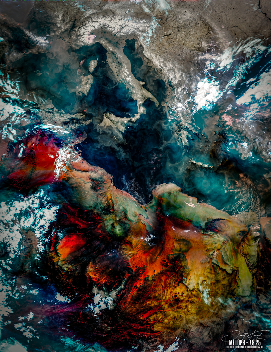 8.25 MetOpB avhrr 3 AVHRR 3b45 IR False Color